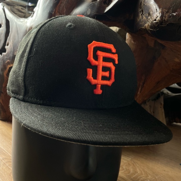 San Francisco Giants MLB Essential Black 9FIFTY Cap 2002 World Serious - Picture 12 of 16